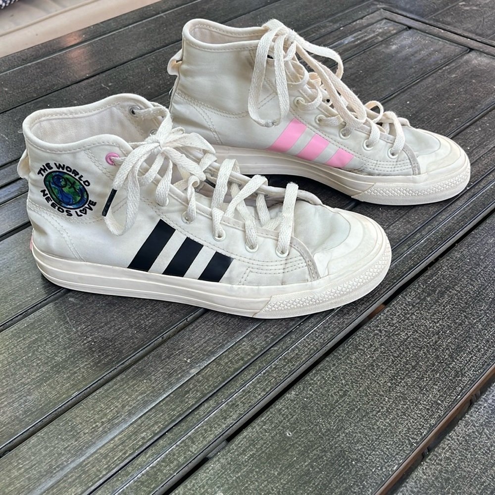 Nizza-Adidas-girls high top sneakers